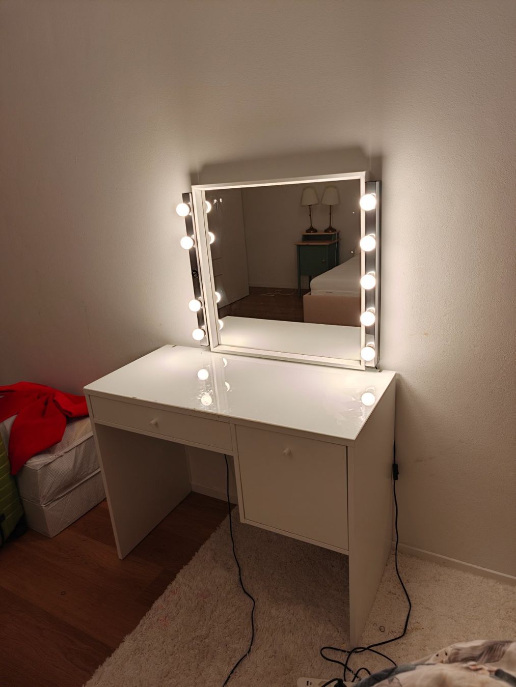 Ikea Schminktische: IKEA SYVDE Schminktisch + Spiegel mit lampe – Gebraucht aus Adligenswil von ser_6mpq 1