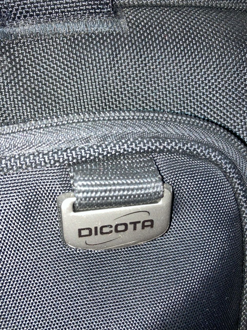 Valigie & Borse: Notebooktasche Top Traveller Pro – Usato da Hinterkappelen venduto da deev 1