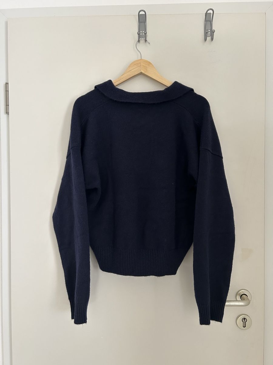 Maglioni & Felpe: Dunkelblauer Strickpullover, Grösse M – Usato da Schlieren venduto da mar_p5pq 4