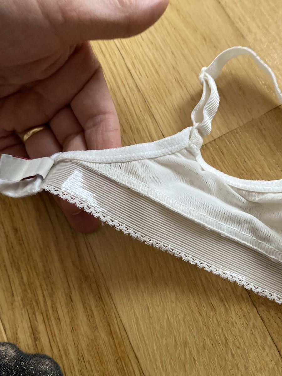 Triumph Altra biancheria intima: 2 TRIUMPH BH GR C 75 UND 1 SLIP GR 38 – Nuovo (secondo la descrizione) da Zürich venduto da schneeflocke303 5