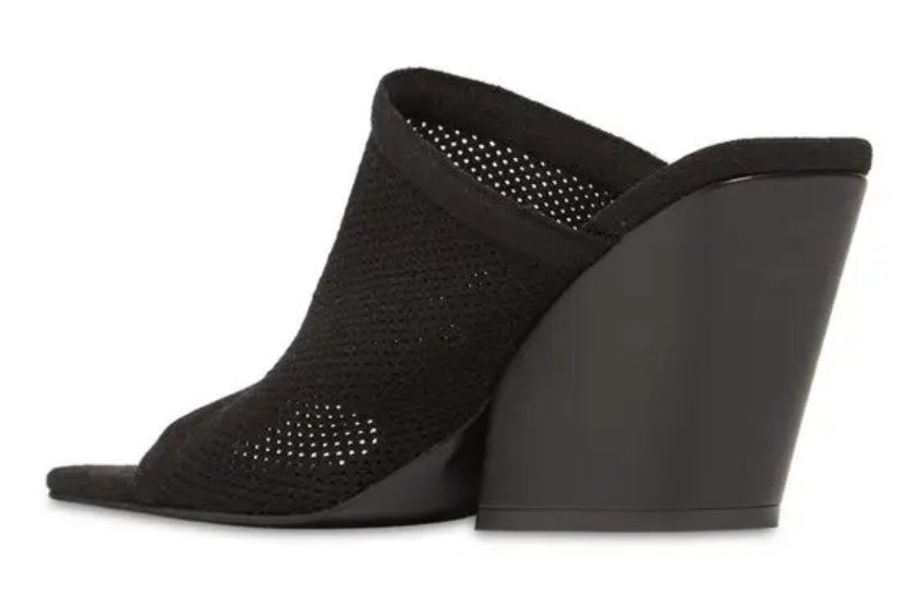 Stella McCartney Damenschuhe: STELLA MCCARTNEY Schwarze mittelgroße Mesh-Sandalen ... – Neu und originalverpackt aus Chur von Jacki09