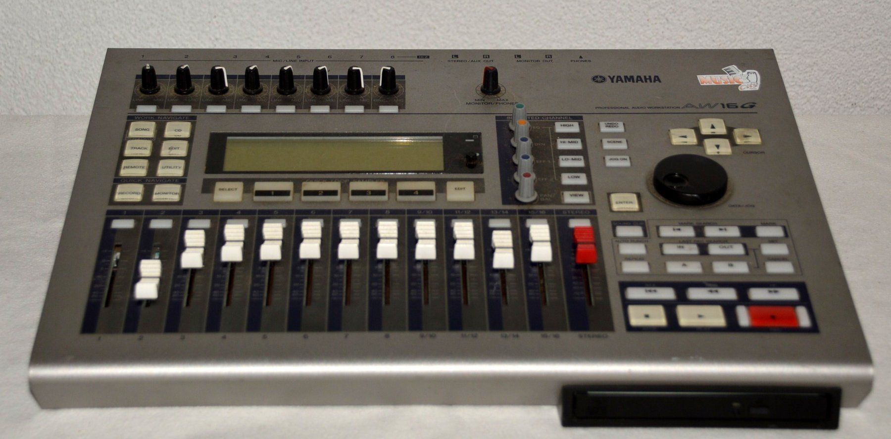 Yamaha Console di mixaggio: Yamaha AW16G - Digital Multitrack Workstation – Usato da Collonges venduto da arashee 7