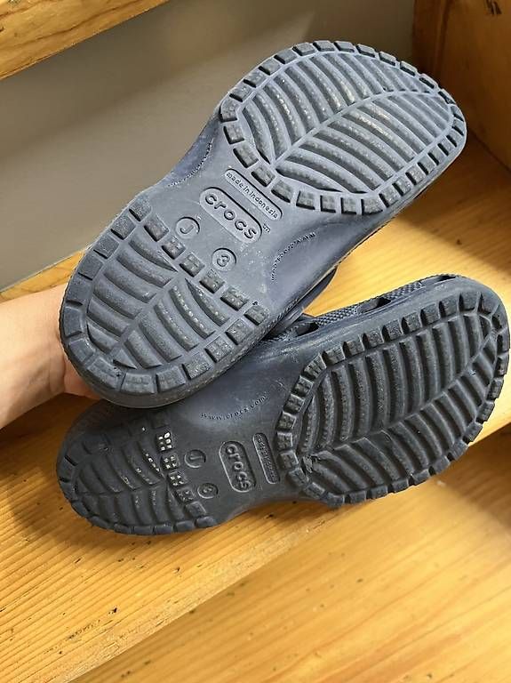 Crocs Scarpe per ragazzi: Crocs 33-34 – Usato da Basel venduto da thi0ja 1