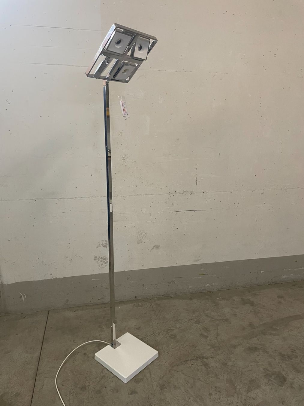 Lampen: Tobias Grau Stehleuchte Studio Quatro – Gebraucht aus Biel/Bienne von Bureaurama