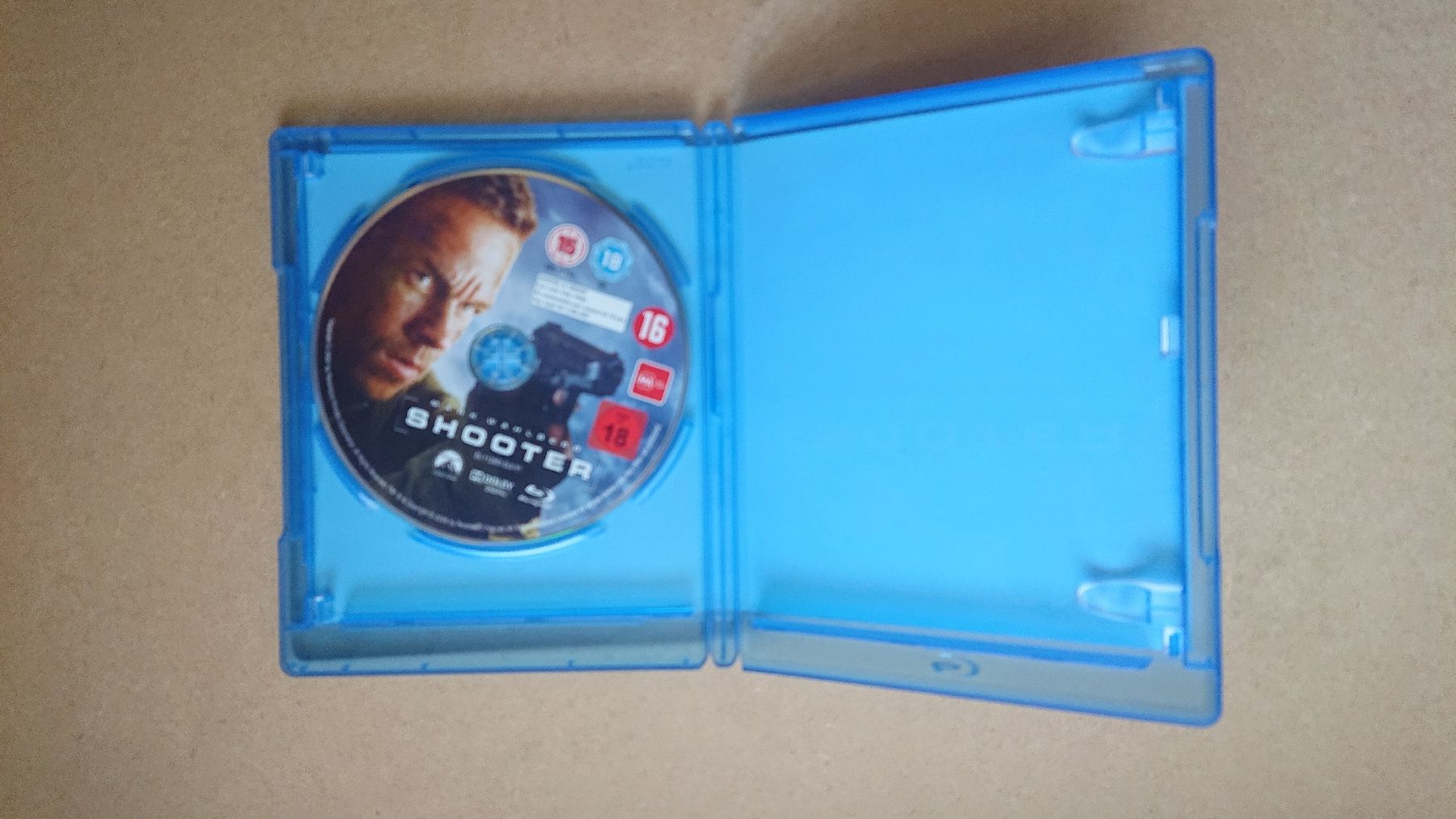 Tous les DVDs: Shooter Blu-ray  – D'occasion à Chur par FreakofRarity 2