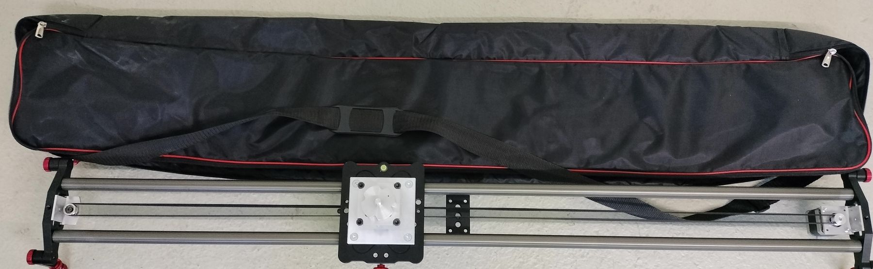 Sonstiges Zubehör: Professioneller Kamera Slider mit Tasche – Gebraucht aus Unterägeri von fleischmann01