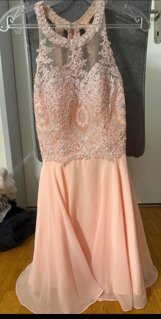 Vestiti: Kleid in ros – Usato da Ottenbach venduto da Julia.flue610 2