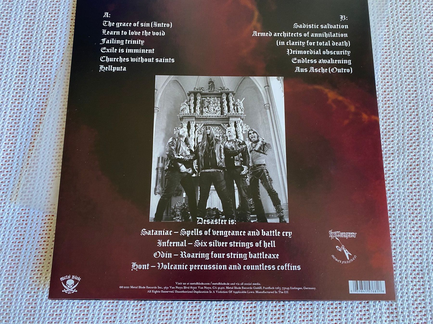 Dischi in vinile: Desaster – Churches Without Saints / LP Coloured – Usato da Basel venduto da Dinosauce 3