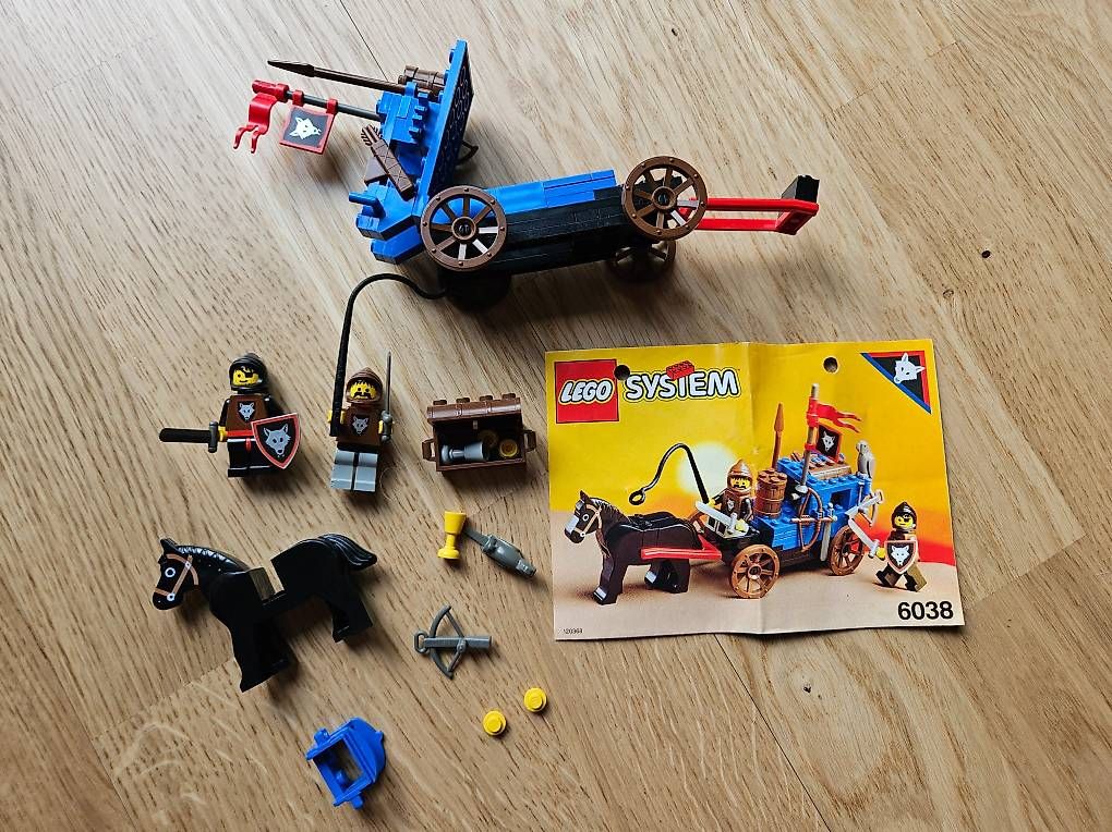Lego Kit di costruzioni: Lego Set 6038 Castle Wolfpack Renegades – Usato da Ettingen venduto da jac_6ttp