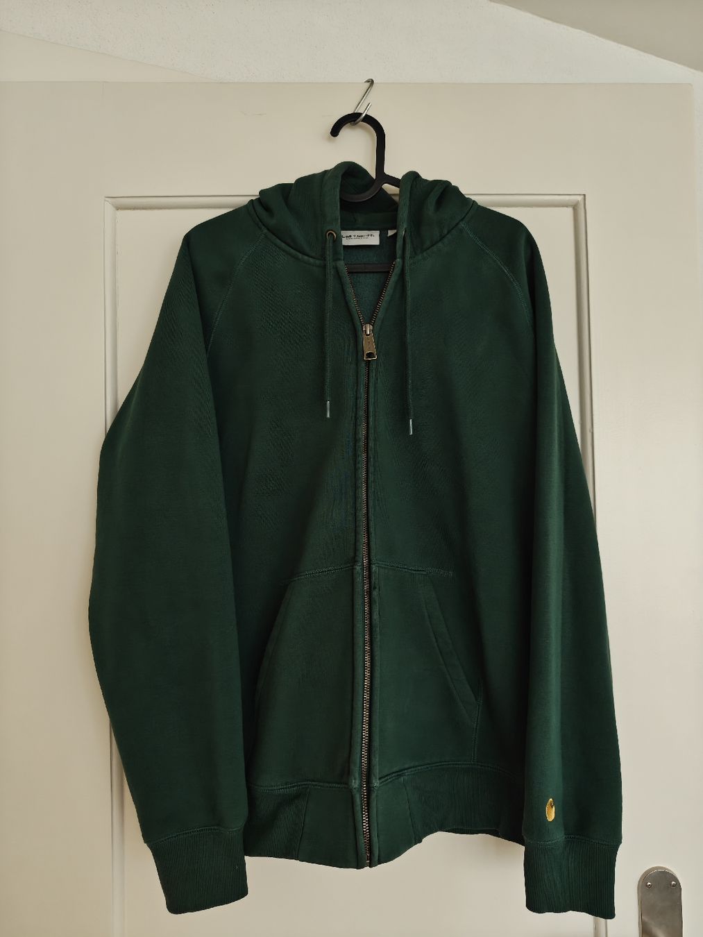 Carhartt Maglioni & Felpe: Carhartt Hoodie M – Usato da Zürich venduto da seconda_chance