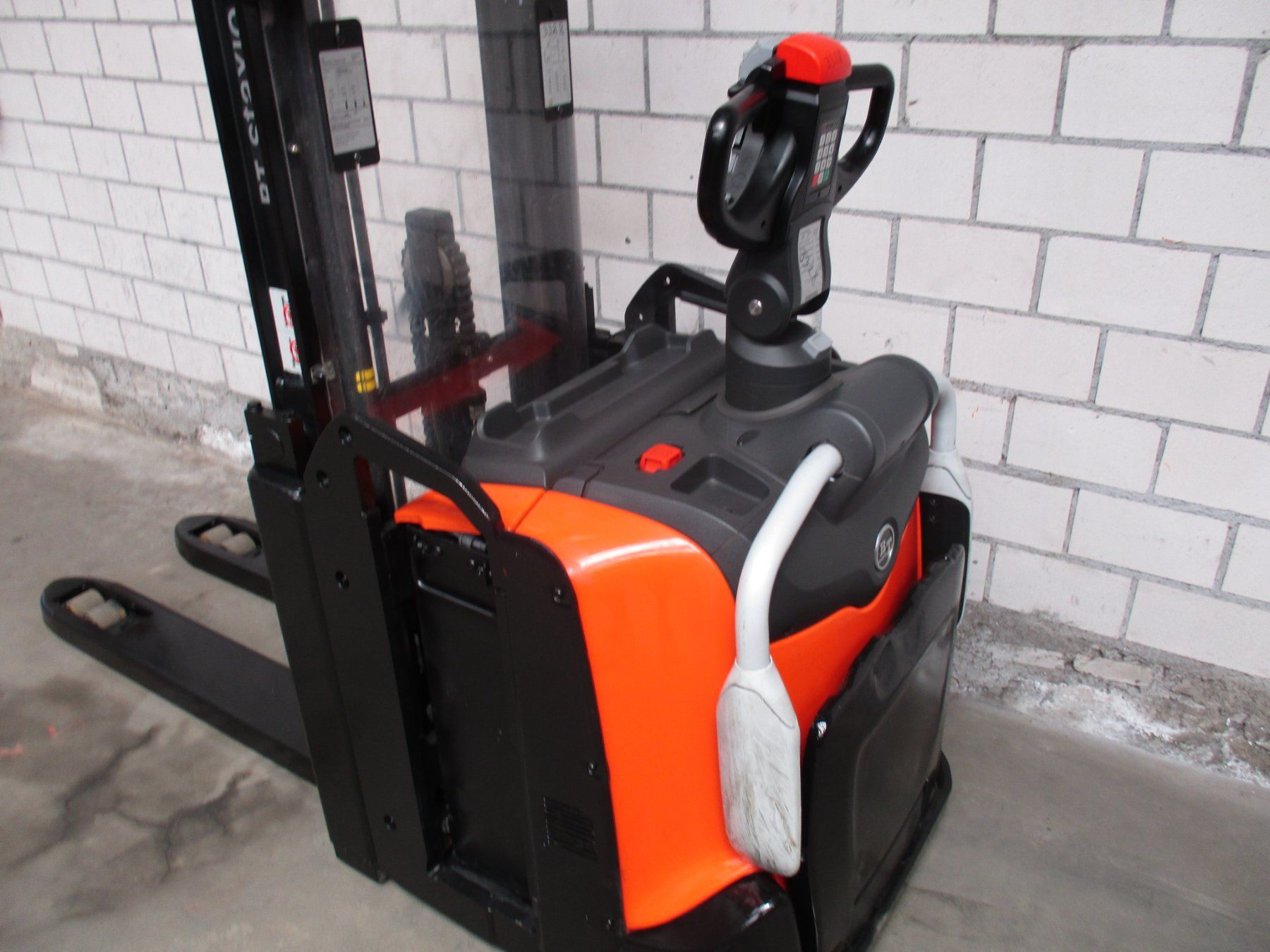 Toyota Carrelli elevatori e a forche: STAPLER TOYOTA BT SPE200D AMEISE 32 – Usato da Seon venduto da zomahandel 3