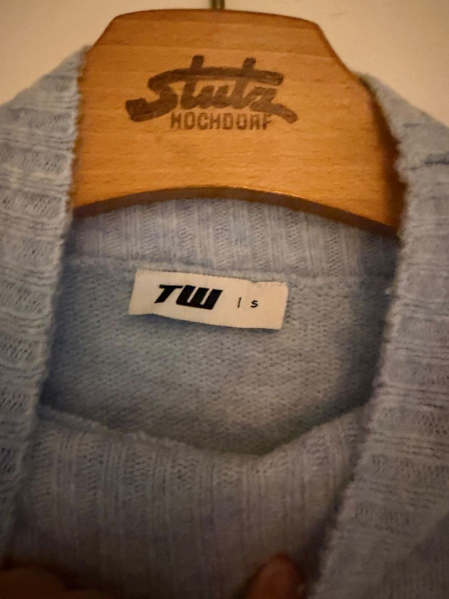 Pulls & Sweat-shirts: Kuscheliges Rollkragenpullover S hellblau – D'occasion à Hochdorf par a.patricia 1