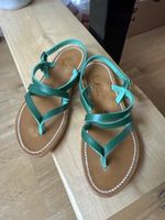 Sandales K.Jacques vertes cuir taille 39 bon état