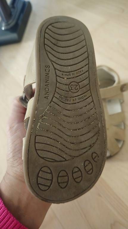 Scarpe per ragazzi: Leder Sandale_ gr.23 Andanines – Usato da Flurlingen venduto da Nicole_Koogoo 1