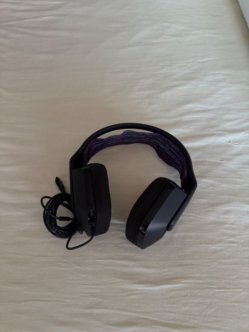 Casques audio: Logitech headset – D'occasion à Birrwil par dur_7xg9