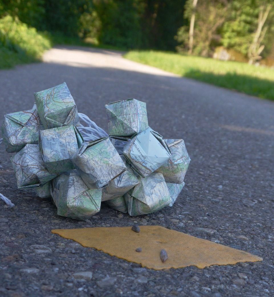 Ghirlande e barre luminose: Lichterkette aus Vintage Wanderkarte – Nuovo e nell'imballaggio originale da Zürich venduto da brifo64 2