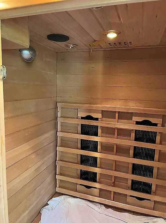 Sauna & Accessori: Infrarotsauna zu verkaufen – Usato da Glattbrugg venduto da dan_b5zl 1