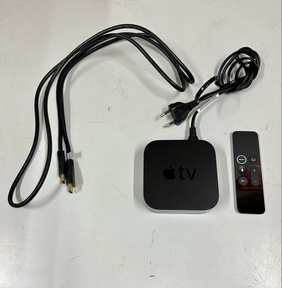 Apple Lettore multimediale & Streamer: Apple TV 1.Generation 32GB – Usato da Hindelbank venduto da Daywalker17