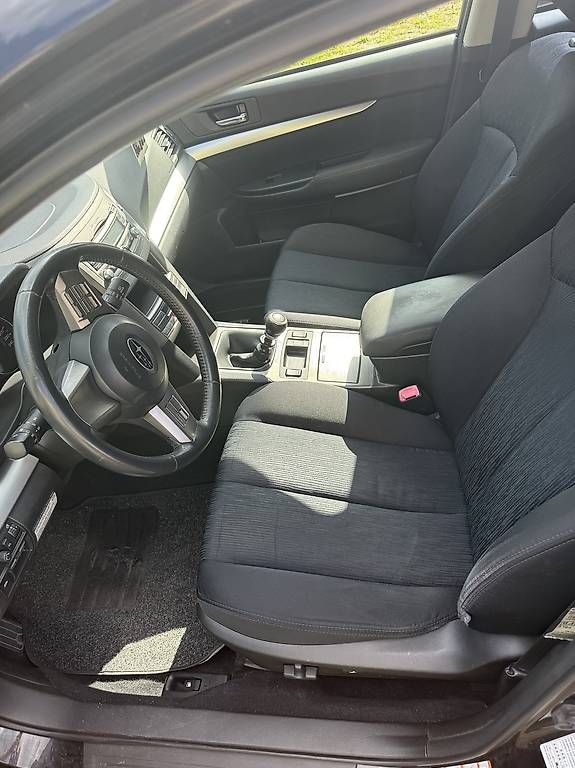 Subaru Automobili: Subaru Legacy 2.0 i AWD – Usato da Cresciano venduto da des_hs92 1