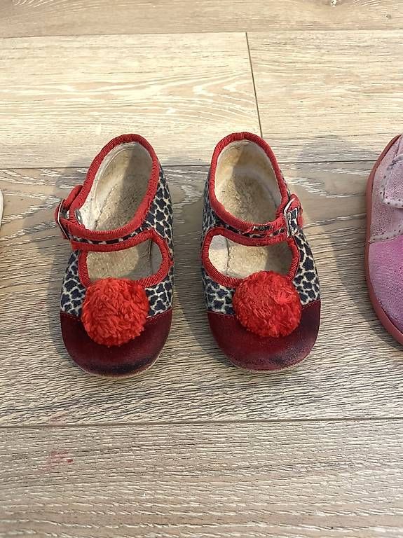 Scarpe per ragazzi: Schuhpaket Gr. 23 - Tigerli – Usato da Deitingen venduto da ALE-3891 1