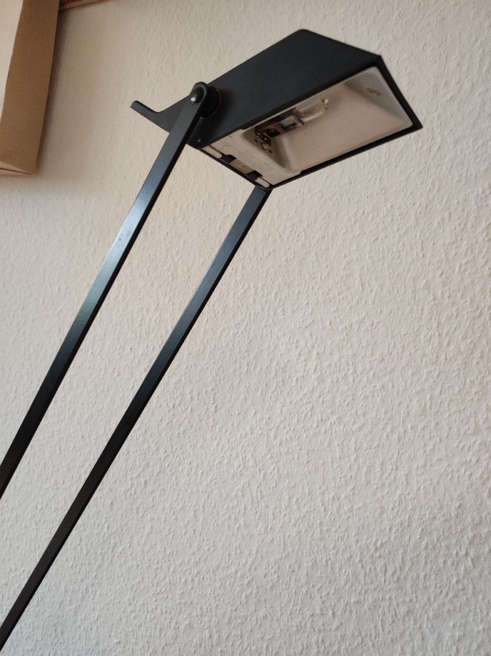 Artemide Lampade: Original ARTEMIDE TIZIO 50 Leuchte – Usato da Sargans venduto da Jjambo 4