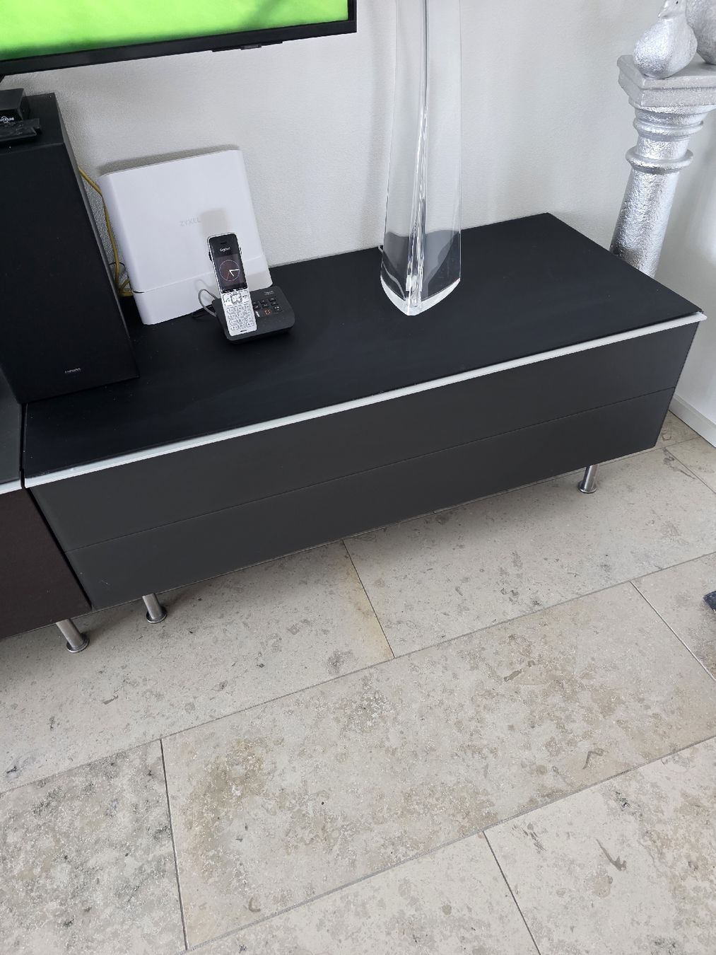 Spectral Mobili TV: Spectral Tv Möbel/Sideboard, schwarz-braun – Usato da Sursee venduto da michaelkelly 2