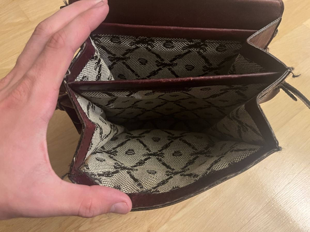 Taschen: Vintage Echtleder Umhängetasche – Gebraucht aus Allschwil von mpant02 3