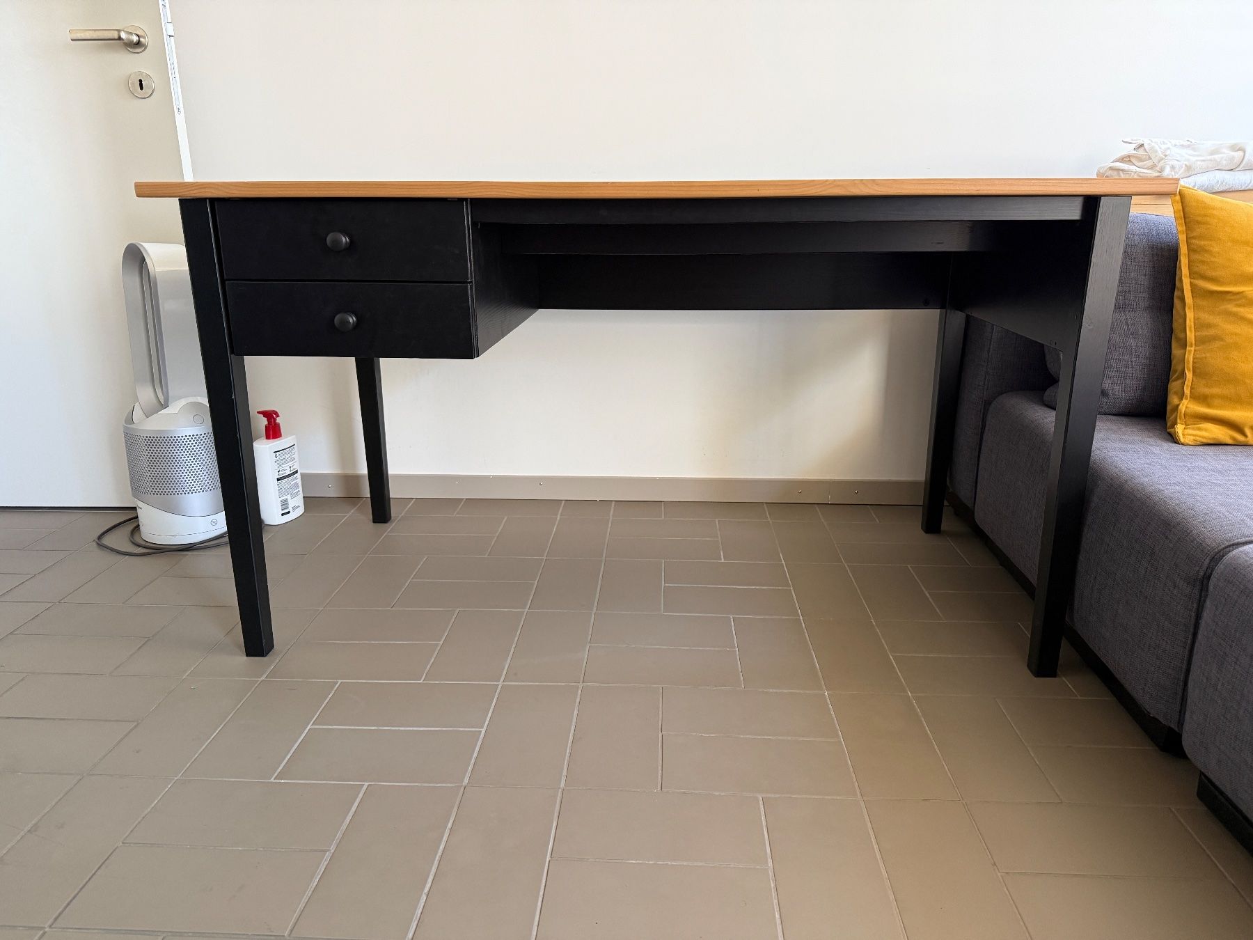 Ikea Bureaux: IKEA Schreibtisch – D'occasion à Schlieren par lui_9sdn