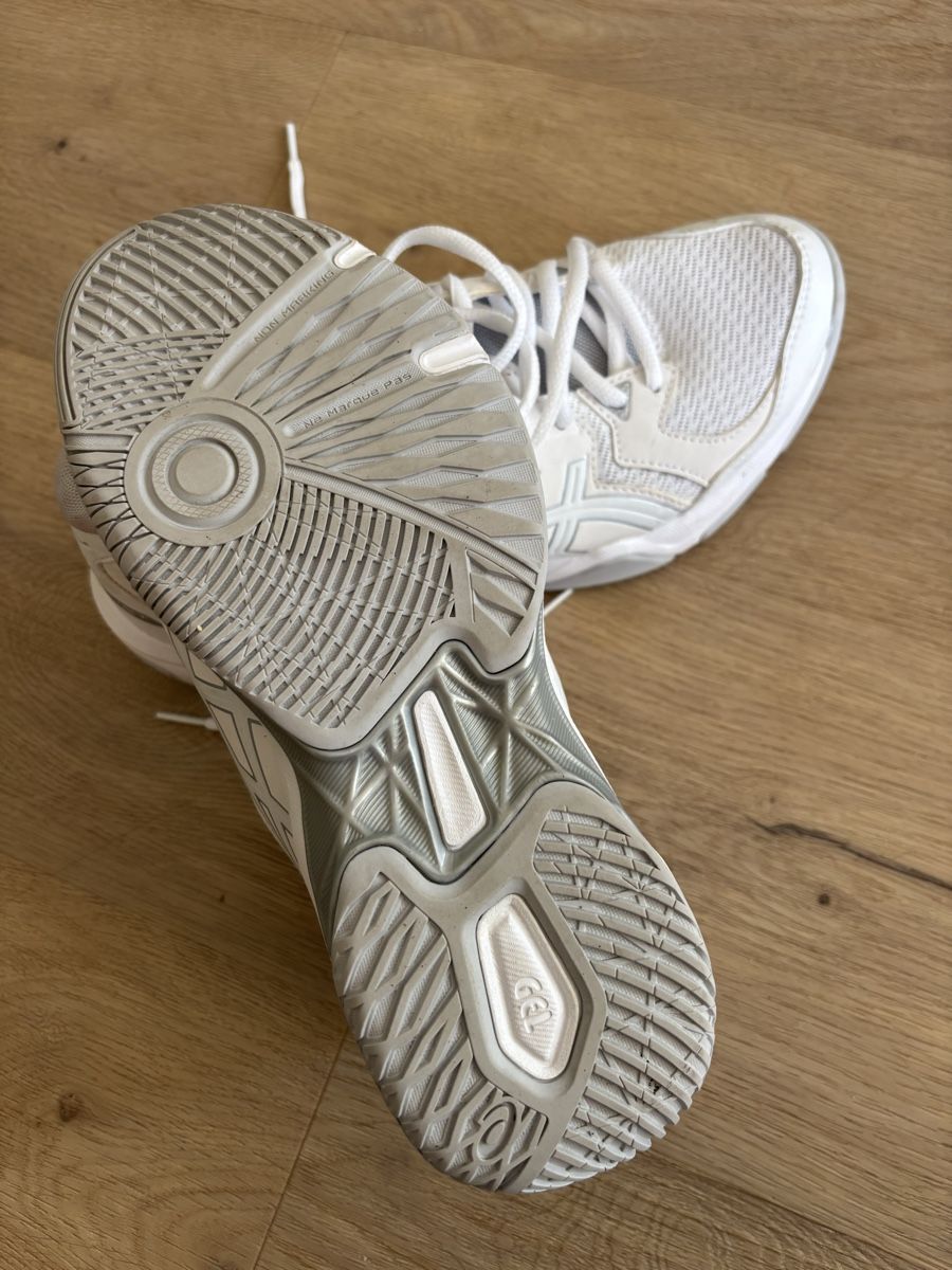 Asics Scarpe da donna: Asics Gel-rocket Grösse 39 – Usato da Hinwil venduto da eri_b76q 2