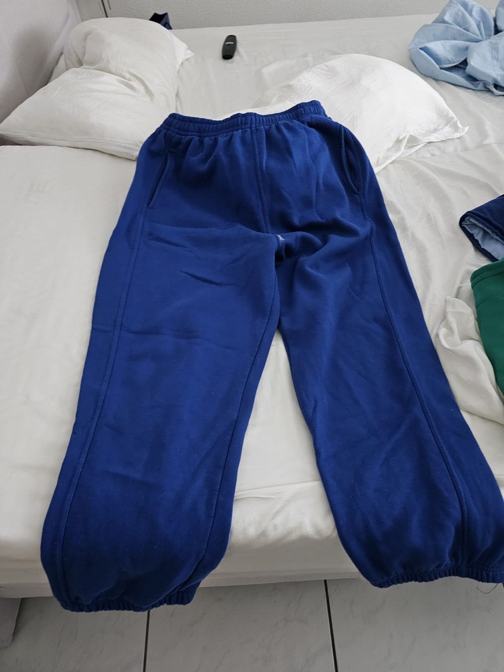 Pantaloni: Baggies – Usato da Zürich venduto da iwa_7wfj