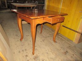 Barok Tisch (Nuss/90)