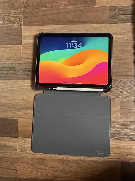 Tablet PC: Ipad 10th gen – Usato da Olivone venduto da UlRatt