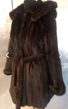 Nerz Pelzmantel Jacke Kapuze Vison Mink / Grösse 38