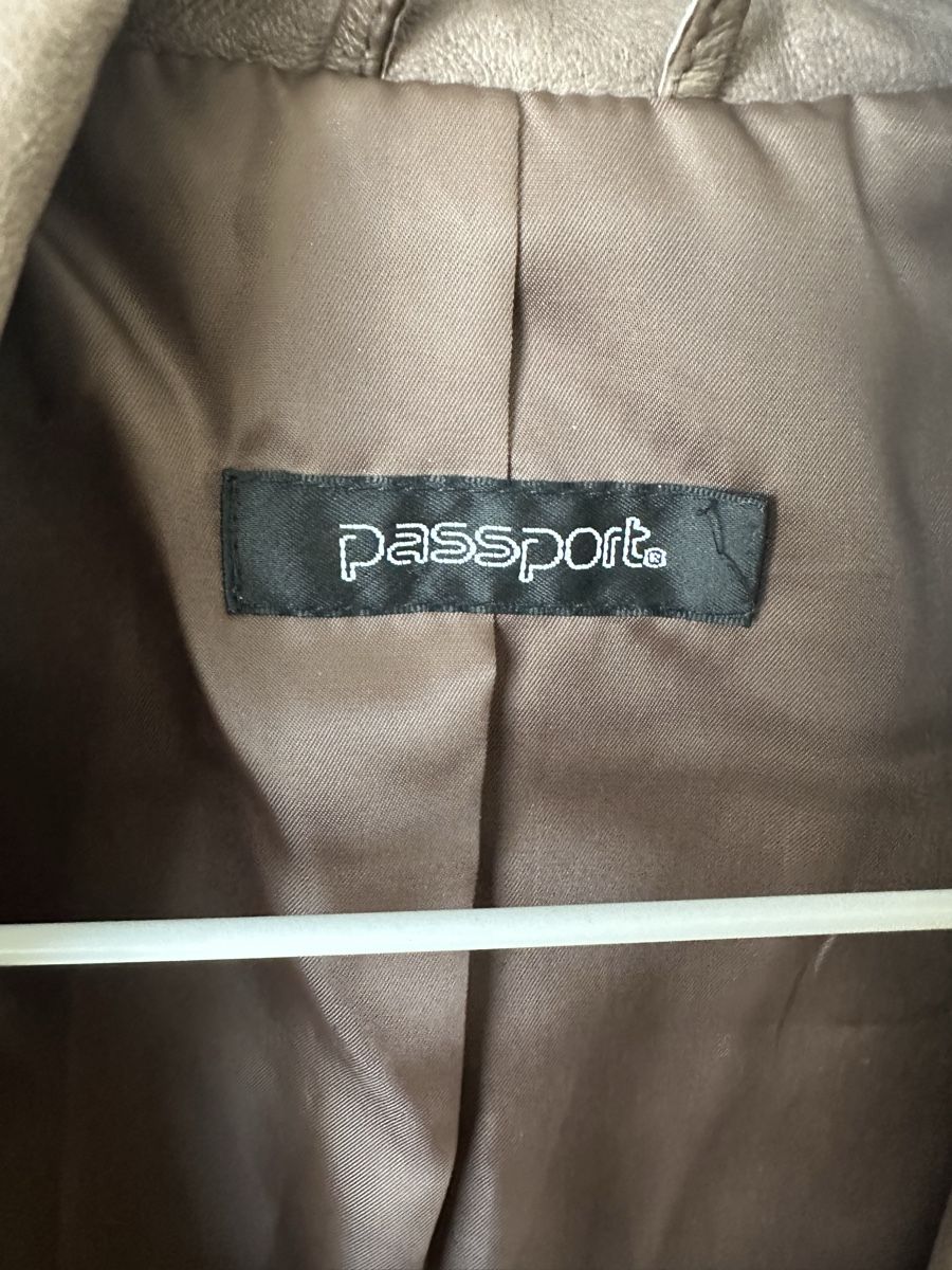 Vestes: Lederjacke von Passport – Neuf (Voir description) à Dübendorf par suv_7dsx 4