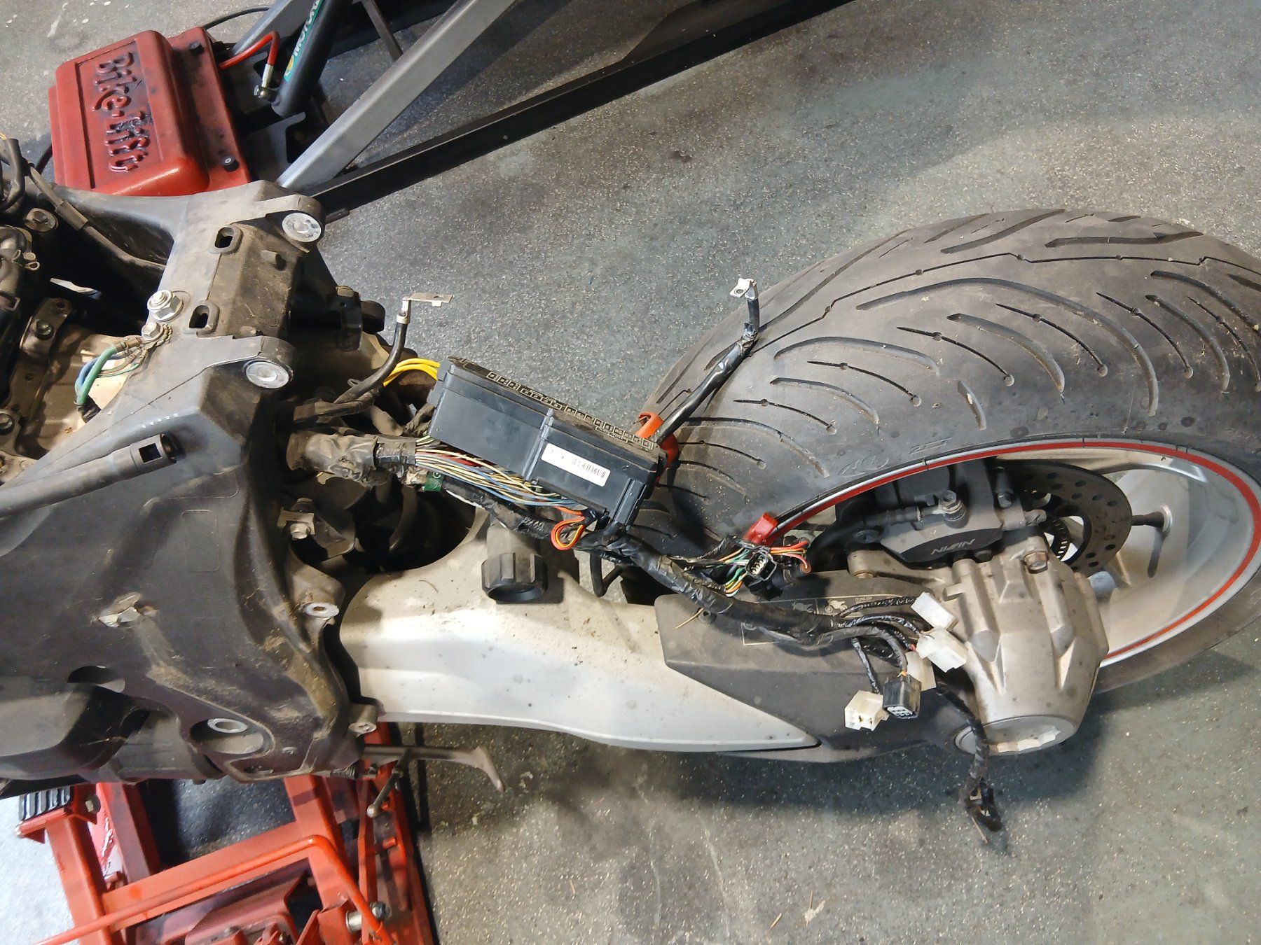 Honda Motori: Honda Vfr 1200cc Dtc – Usato da Romanel-s-Lausanne venduto da site76 4