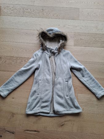 Kaputzenjacke
