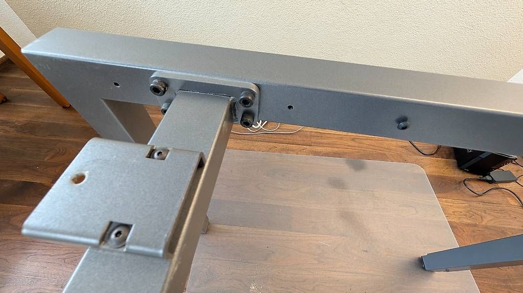 Sonstige Dekorationen & Accessoires:  Metall-Untergestell für Büro- oder Arbeitstisch – Gebraucht aus Stans von Bobesch56 1