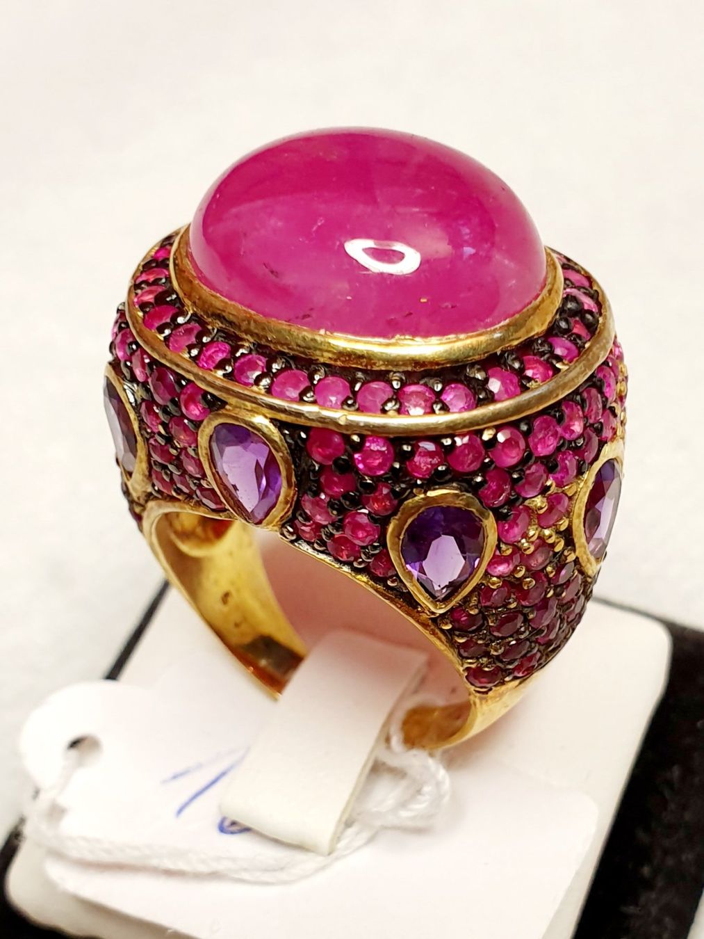Ringe: Eleganter Ring mit Rubine & Amethysten – Neu (gemäss Beschreibung) aus Zürich von Bieter04