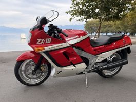 Kawasaki Tomcat ZX10