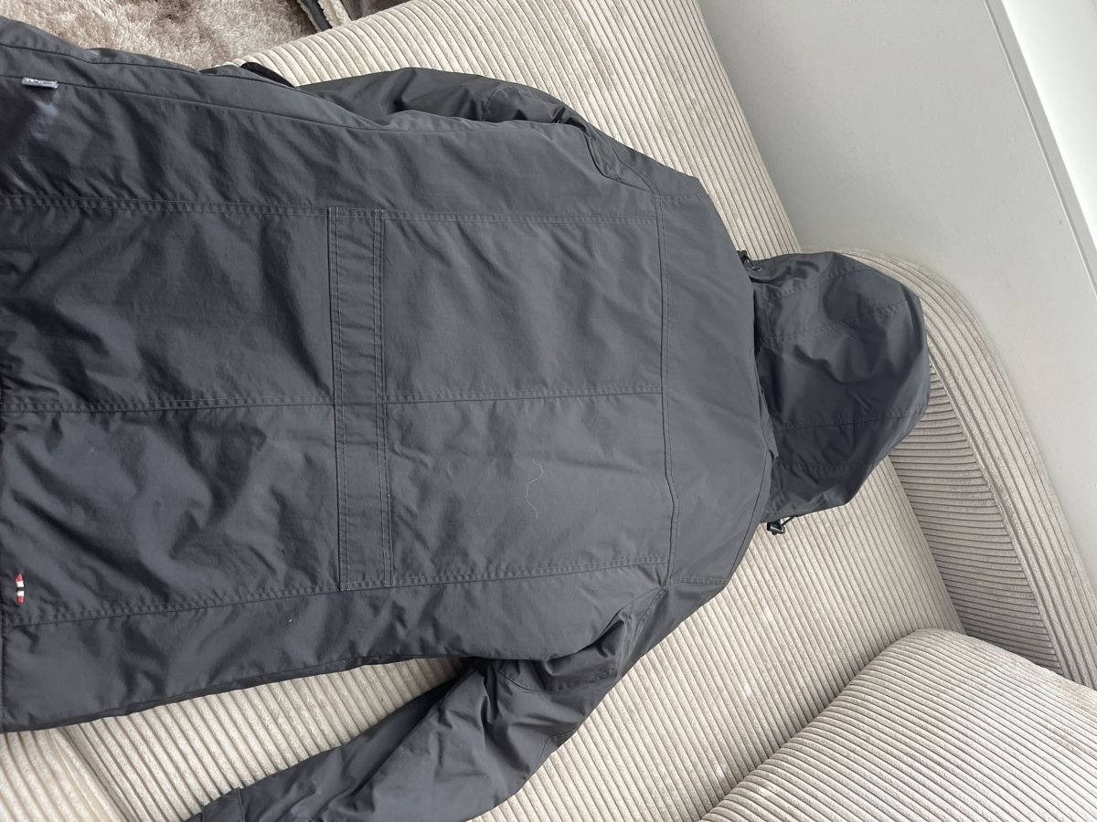 Napapijri Giacche: Napapijri Winterjacke Grösse S – Usato da Winterthur venduto da Davidloetscher 3