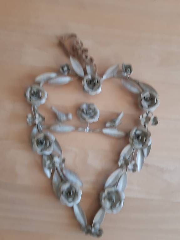 Tutte le decorazioni: Haustürschmuck aus leicht Metall hellbraun/Silber  – Usato da Aesch BL venduto da aem_66x5