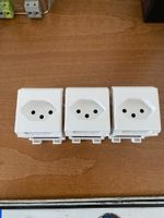 Prises électriques rail din T13, parfait état !