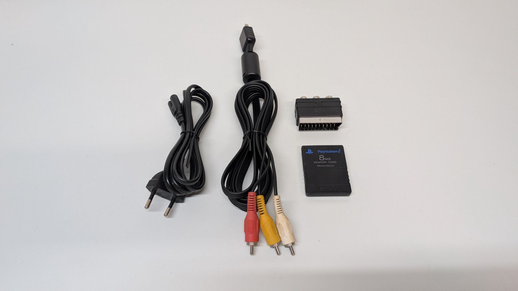 Sony Console: PlayStation 2 Fat mit 2 Controller und 10 Games – Usato da Menziken venduto da mame18 7