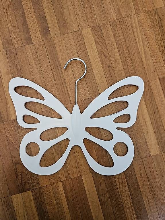 Appendiabiti: Kleiderbügel Schmetterling – Usato da Kilchberg ZH venduto da tan_g9ny