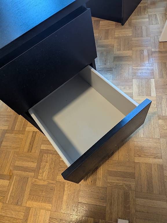 Commodes: IKEA Malm Kommode Schwarz – D'occasion à Zürich par Norman0406 2