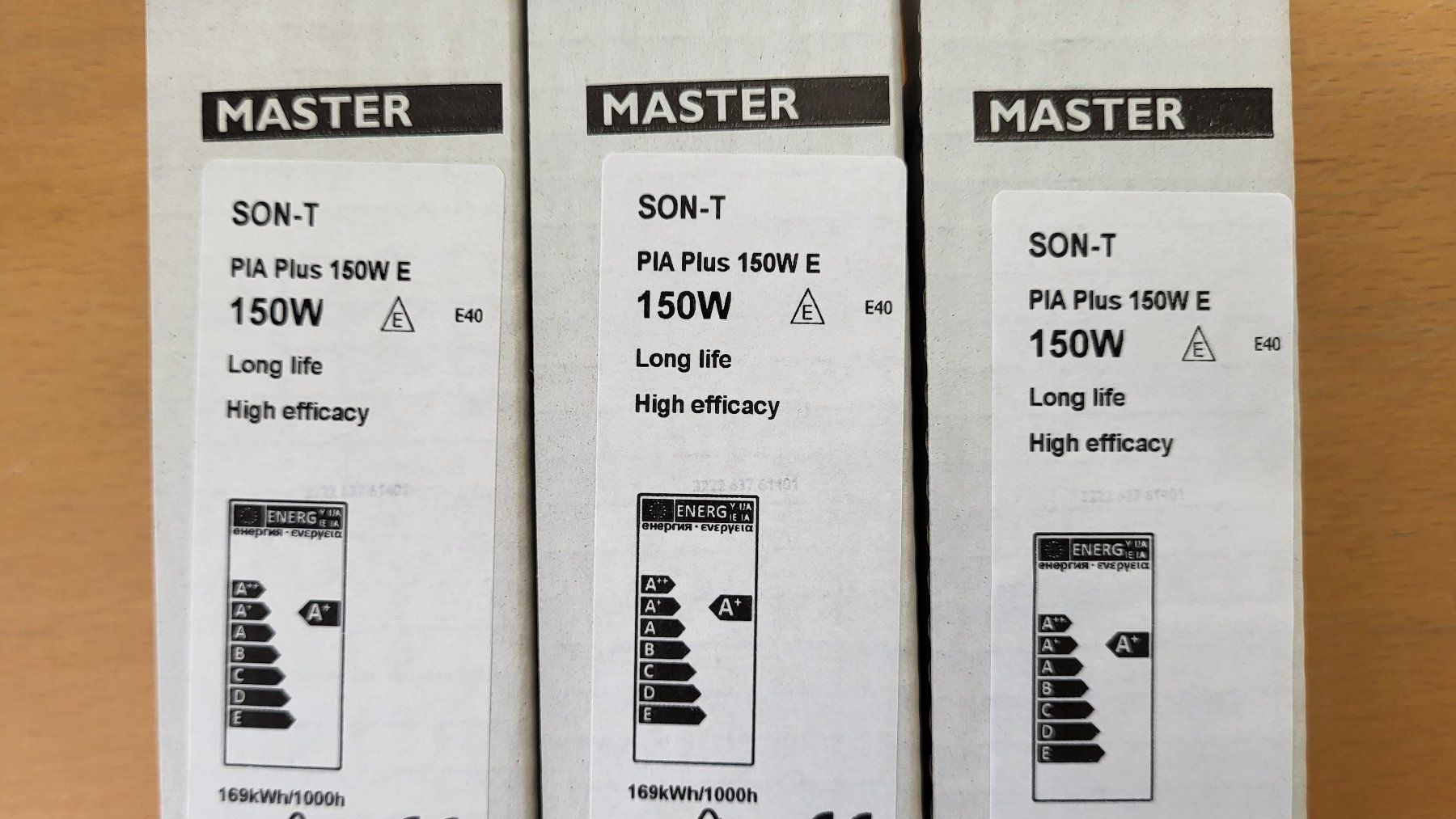 Philips Lampade: Natriumdampflampe MASTER SON-T PIA Plus 150W/220 E40 3Stk. – Nuovo e nell'imballaggio originale da Rapperswil SG venduto da AndiRap 2