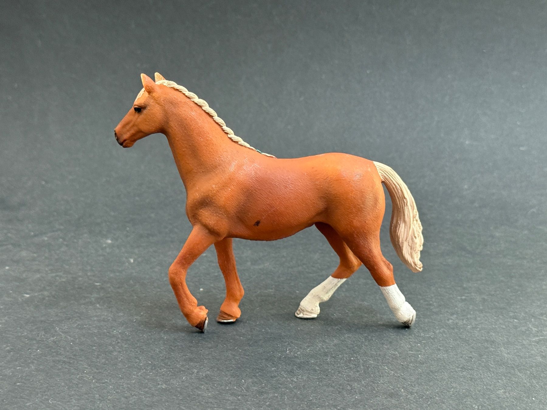 Schleich Statuette: Schleich Englisches Vollblut Stute Pferd – Usato da Ennetbaden venduto da mapa05 5