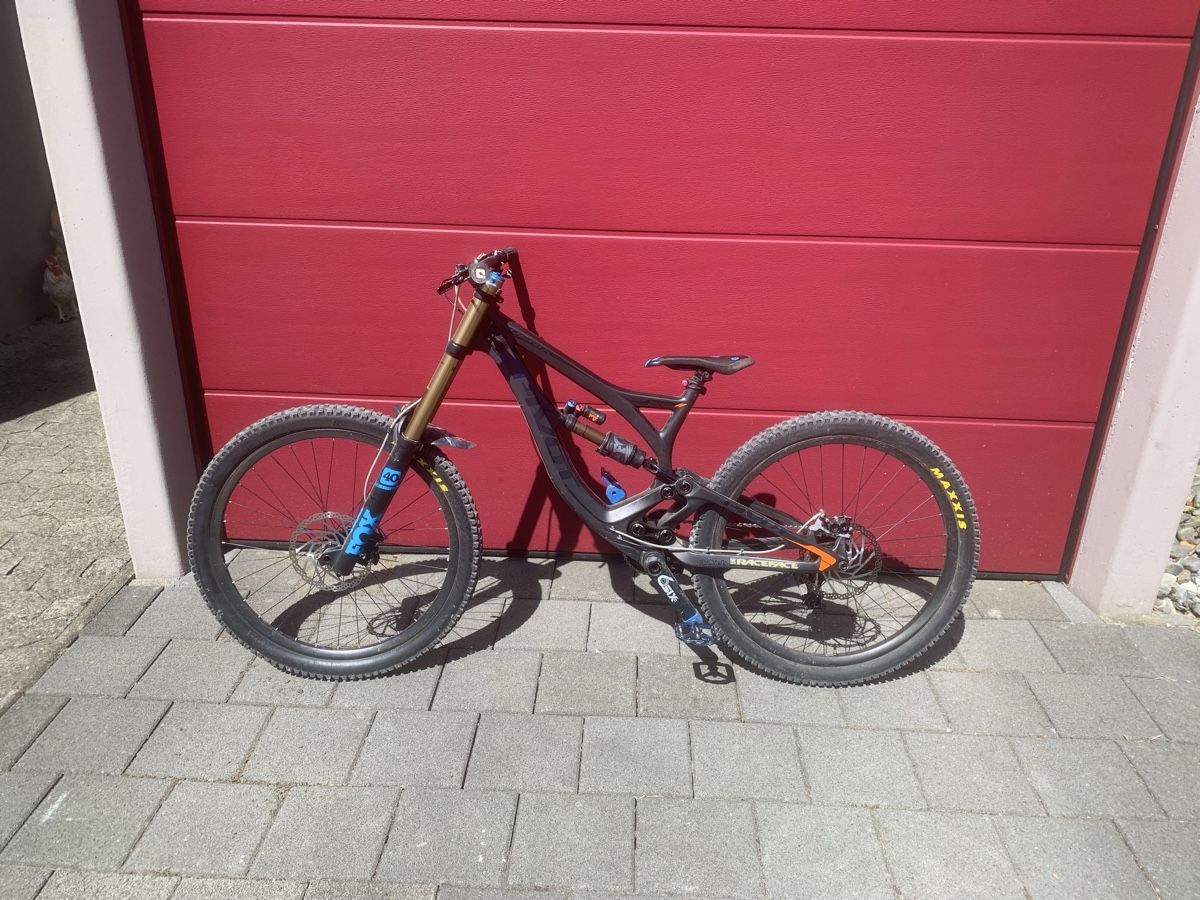 Phoenix Biciclette: Pivot Phoenix Fox Gabel 40er Fox Float X2 – Usato da Weesen venduto da XXDampfmaschine