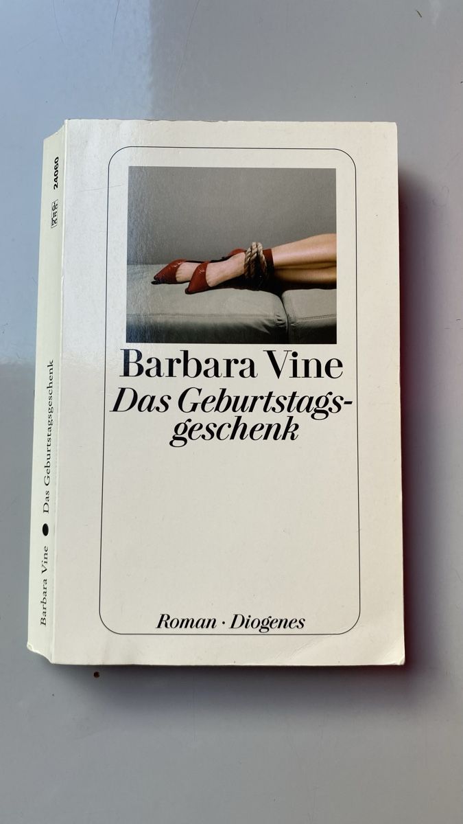Libri: Barbara Vine: Das Geburtstagsgeschenk – Usato da thun venduto da Natsteffen