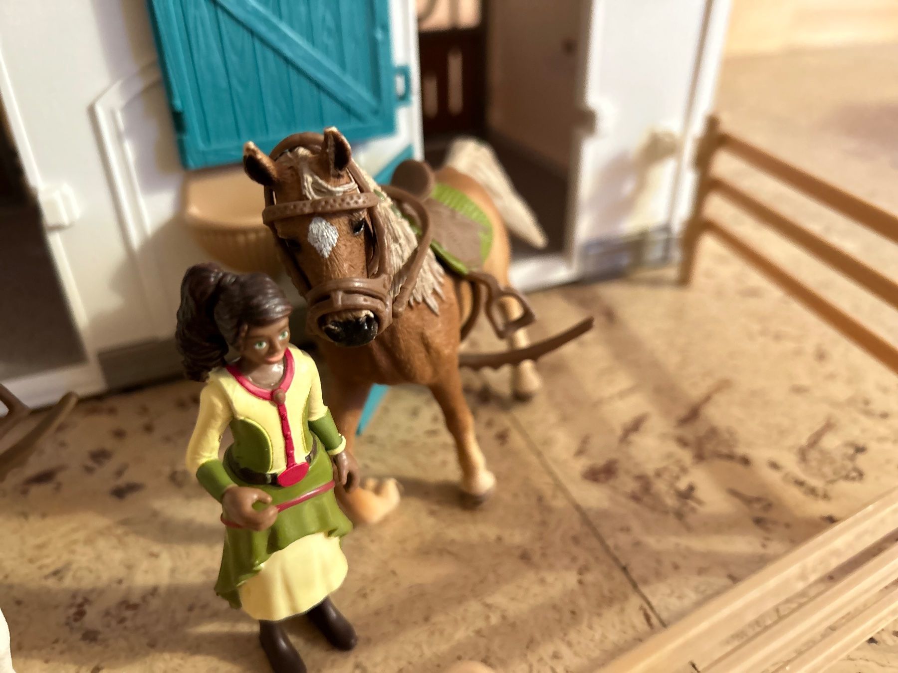 Schleich Giocattoli: Schleichstall – Usato da sins venduto da ahudi 1